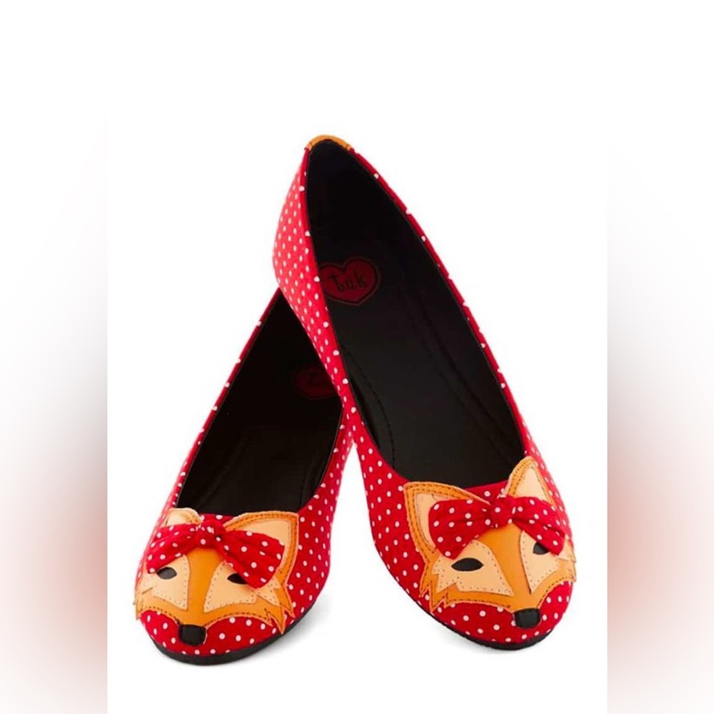 ModCloth TUK T.U.K. Clever So Sweet red polka dot Fox flats size 5